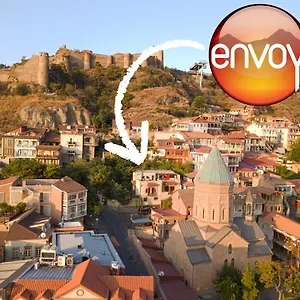  Hostel Envoy Georgië
